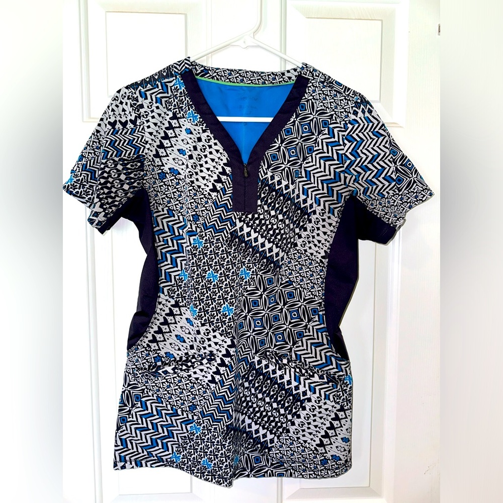 Scrub Top. Premiere by Healing Hands
